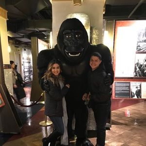 Meet your Posher, Ana